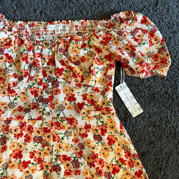 Floral smocked dress - Picture 2 of 6